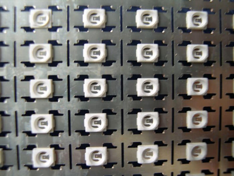 micro-injection-moulding